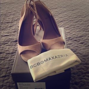 BCBG shoes